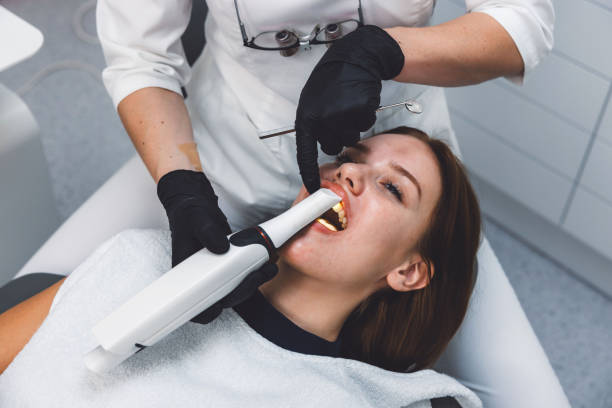 Best Weekend Emergency Dentist in East Bronson, FL